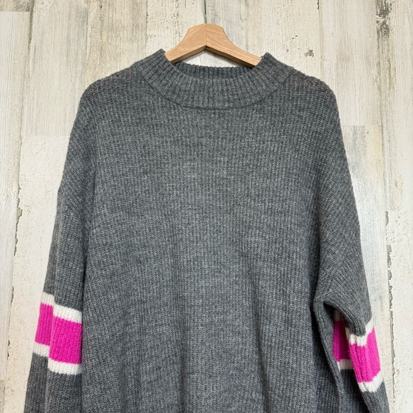 John + Jenn Varsity Gray Pink Stripe Sweater Size XL - Picture 3 of 10